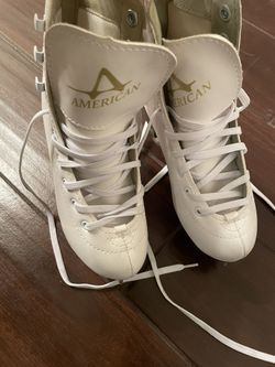 Children’s Ice Skates (Size 2) In Great Condition