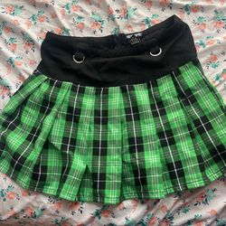 Hot Topic Plaid Skirt