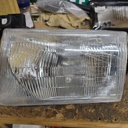 96-98 Toyota 4 Runner Headlights 