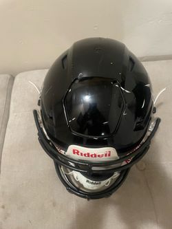 Riddell 2024 SpeedFlex Helmet/ shoulder pad & back plate