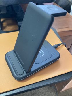 iPhone/Apple Watch/ AirPods Wireless Charger