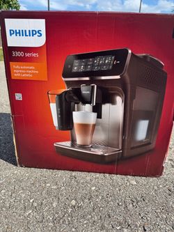 Philips 3300 Series Fully Automatic Espresso Machine with LatteGo  NEW