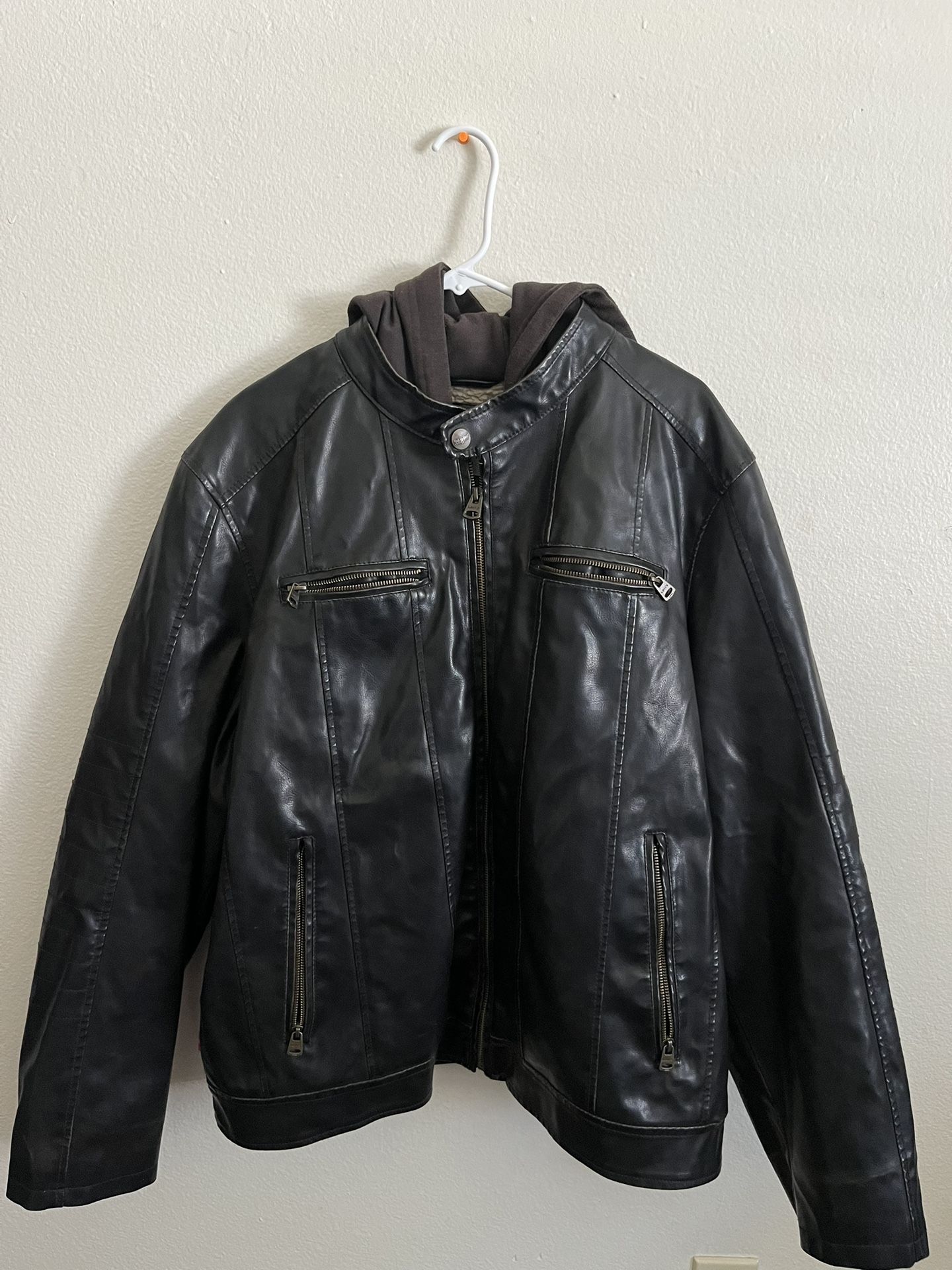 LEVIS LEATHER JACKET