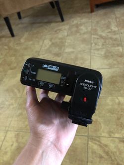 NIKON SPEEDLIGHT SB27