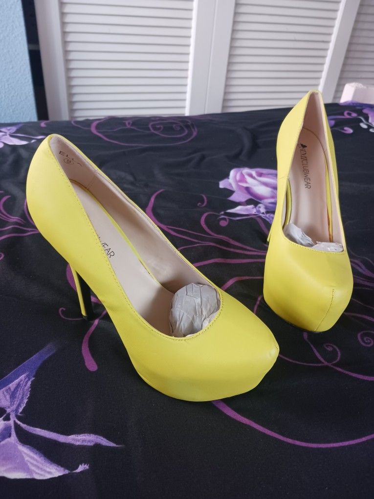 Yellow Heels