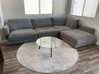 Living Spaces Gray Lindsey Sectional 127" 2 Piece L-Shaped Sectional with Right Arm Facing Chaise