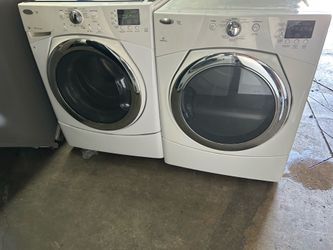 WHIRLPOOL WASHER AND DRYER