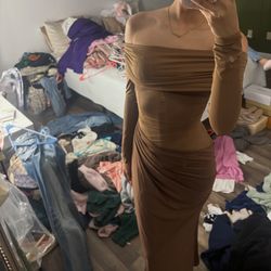 Brown dress