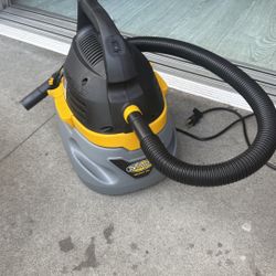 Stinger Wet/Dry Shop Vac WD2025 – 2.5 Gallon / 1.75 HP – Includes Hose & Accessories