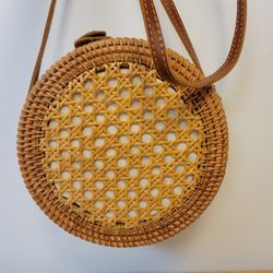 The Round Basket Sunset Beach Handmade Wowen Ata Grass Crossbody Bag
