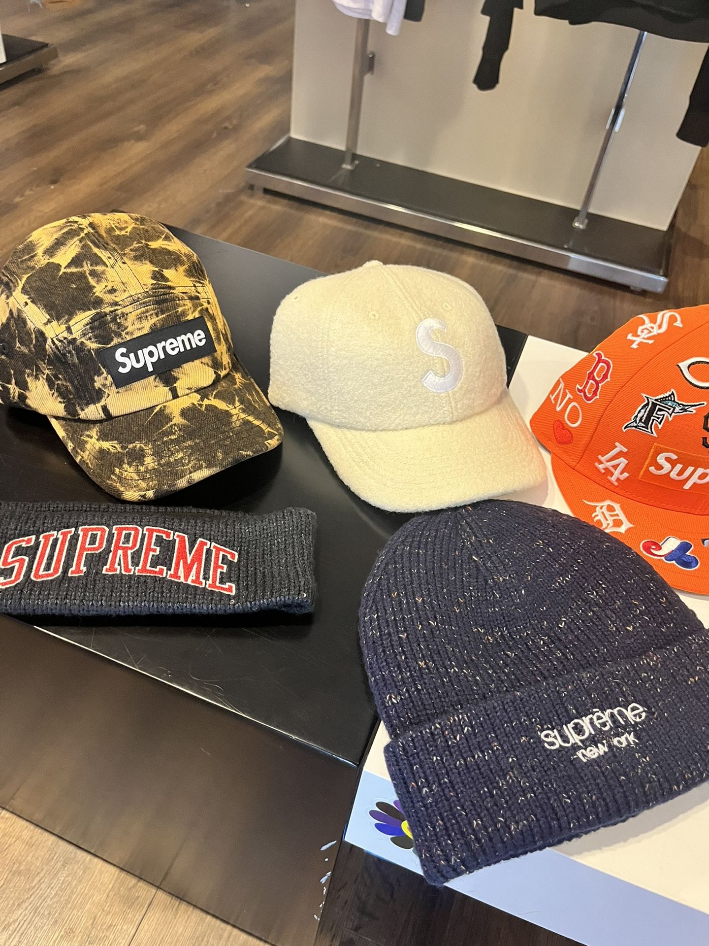 Supreme Hats And Beanies 