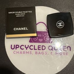 GWP Black  Compact Mirror
