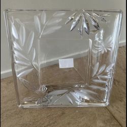 Studio Nova Japan - Clear Etched Crystal Picture Frame (8"x8") A Vintage Beauty!