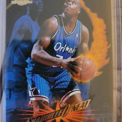 95 Skybox Shaquille O'Neal!