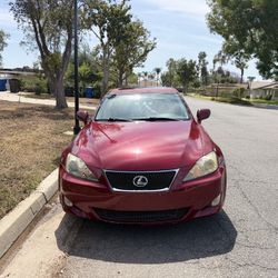 Lexus is250