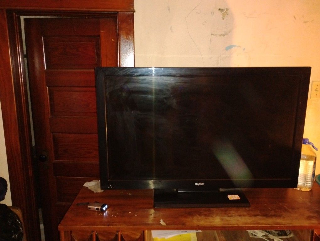 TV 40 Inch I Believe