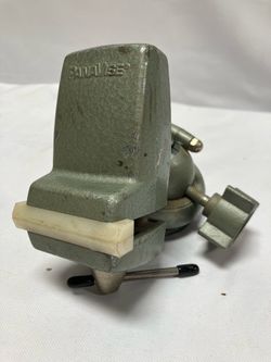 PanaVise Adjustable Bench Vise With Swivel Base & Padded Jaws USA