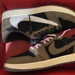 Travis Scott Low Nike Dunks