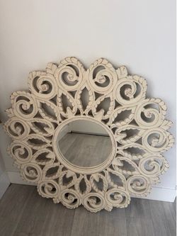 Wall mirror