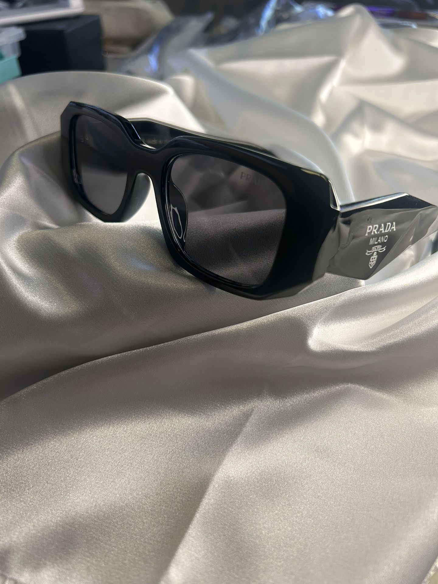 Designer Sunglasses (comes With Box And Case)