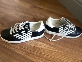 Emporio armani Kids Classic Sneakers Size 13.5 Euro 32