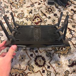 NETGEAR Nighthawk X6 Smart Wi-Fi Router - AC3200 Tri-Band Wireless Speed 