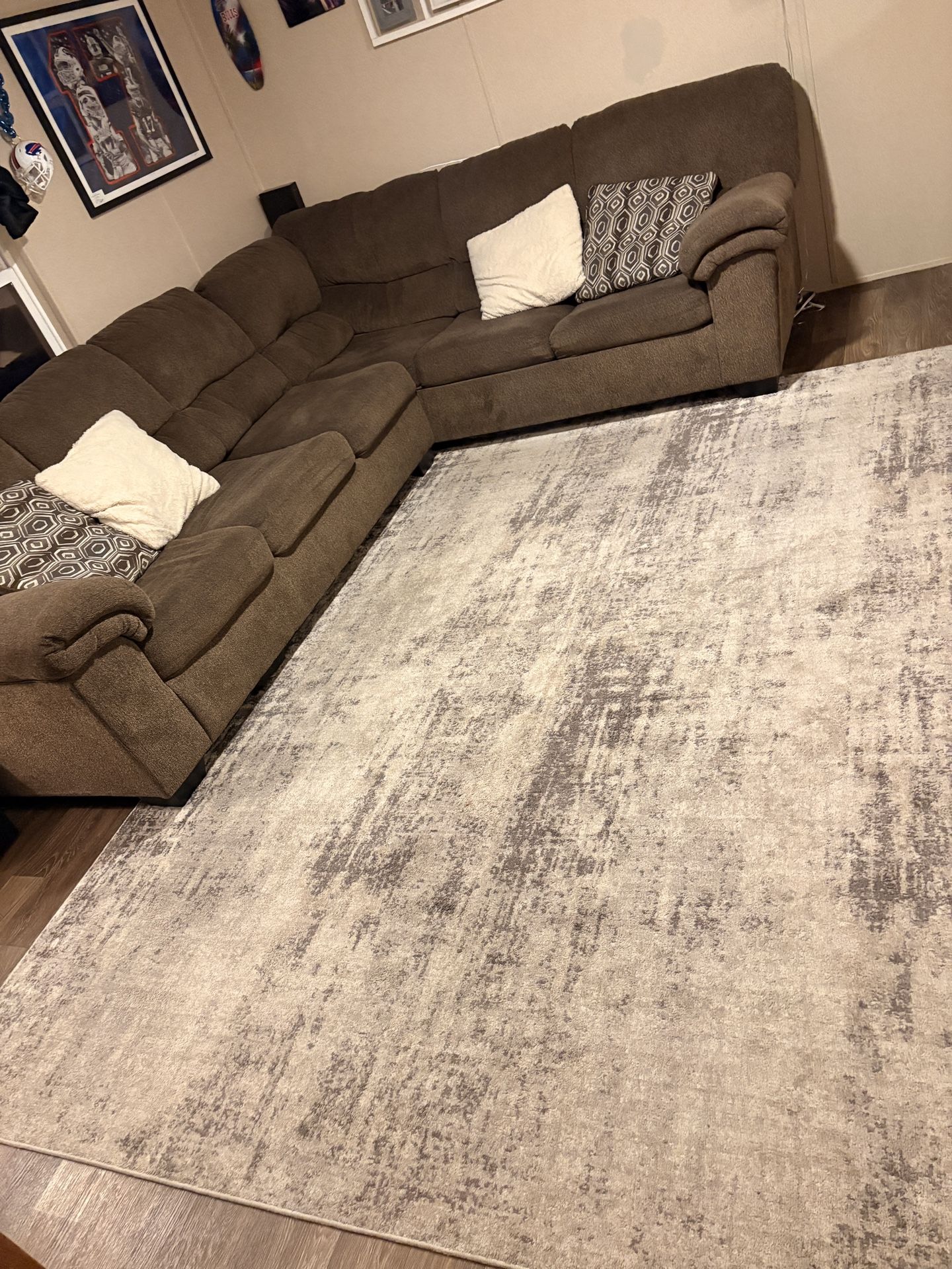 Large Sectional Couch ‼️( Please Read The Description)‼️