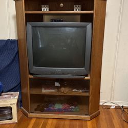 35 Inch TV And Stand