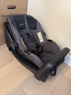 Car seat with mount