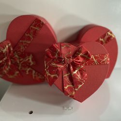 Heart Shaped Boxes 