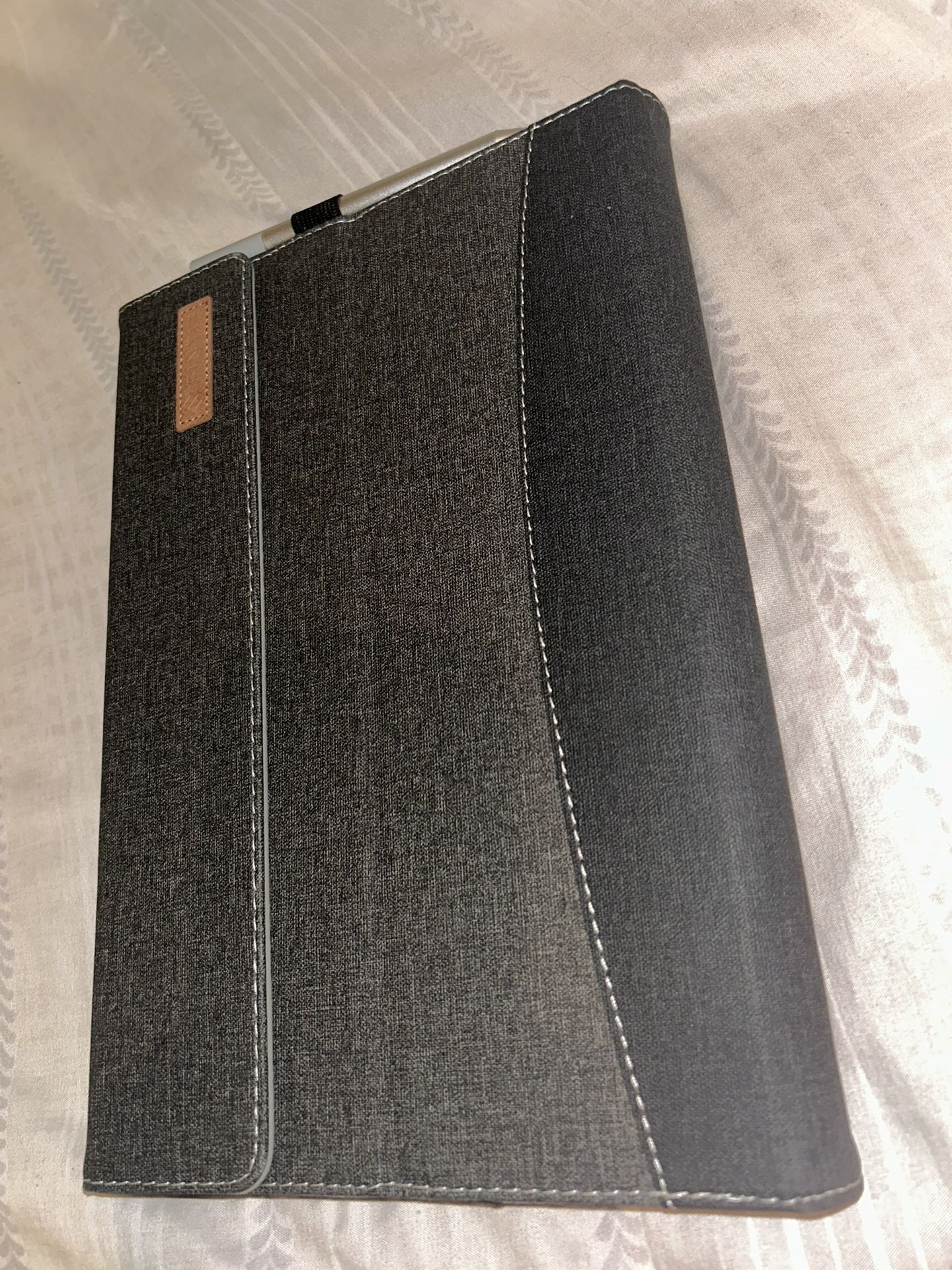 Microsoft Surface Pro 4 With Accessories.
