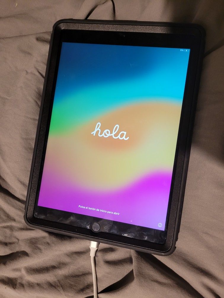 iPad 7th Generation WiFi/Cellular (GPS). 32GB
