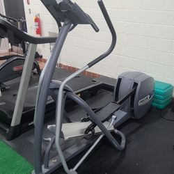 Precor EFX 5.33 Elliptical