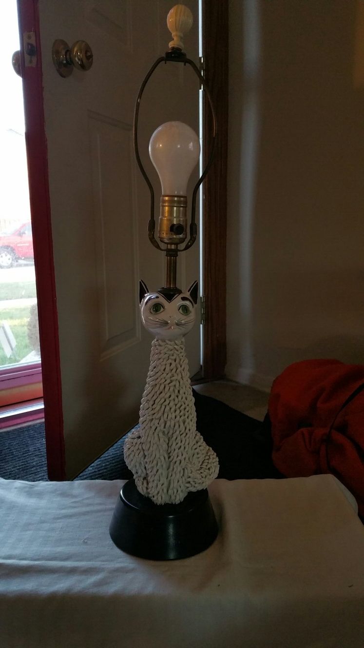 Antique Ceramic MCM Cat Spaghetti Lamp made in Italy