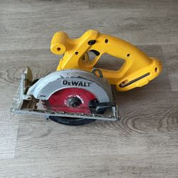 Dewalt DC390 cordless circular saw (tool only)
