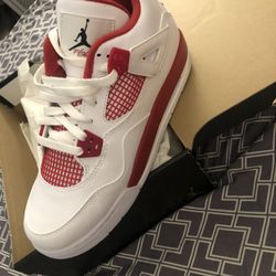 Retro 4 Jordan’s 