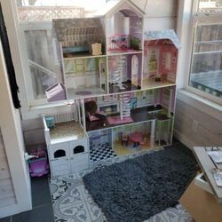 Kid Kraft Barbie Doll House OBO