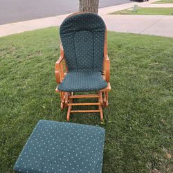 rocking nursery chair