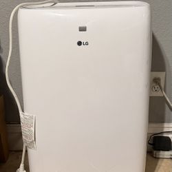 LG - 250sqft Portable Air Conditioner - White