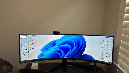 Large Curve monitor Samsung