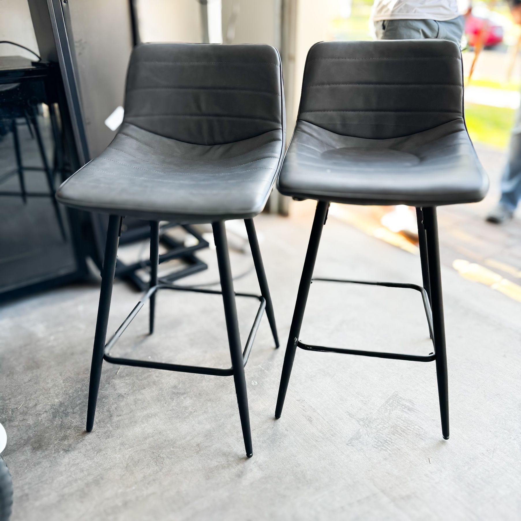 Stylish Faux Leather Counter Stools