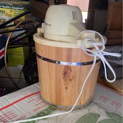 Wooden Icecream Maker 