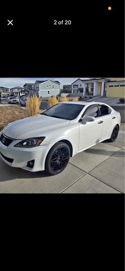 Lexus is250
