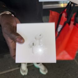 AirPod Pro (100$)