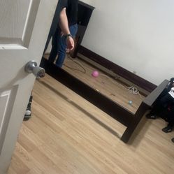 Bed Frame W One Mattress Size King Used