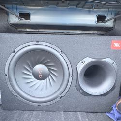 JBL basspro Subwoofer/Amplifier Combo 