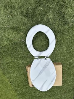 Toilet Seat Brand New $15