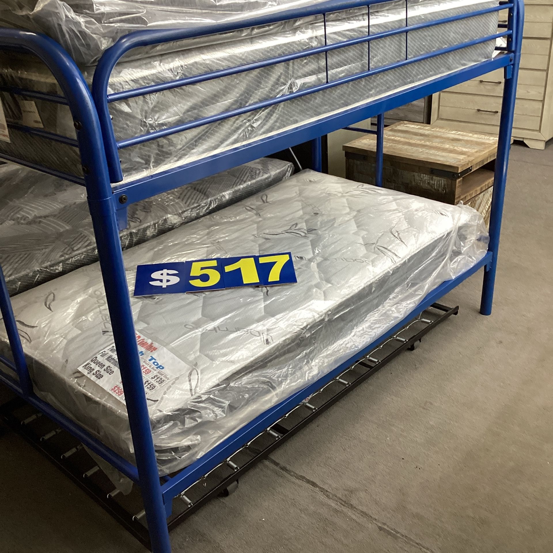 Twin/twin Bunk Bed With 2 regular Mattresses