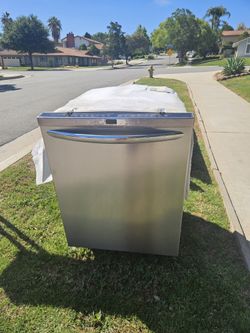 Frigidaire Dishawasher