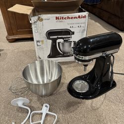 Kitchen Aid Classic Mixer